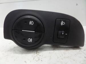 Used AIH headlight switch Hyundai Accent 1.4i 16V Price on request offered by Verhoef Cars & Parts