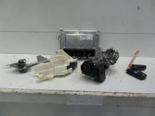 Gebrauchte Schlossset Zylinder (komplett) Honda Insight (ZE2) 1.3 16V VTEC Preis € 200,00 Margenregelung angeboten von Verhoef Cars & Parts