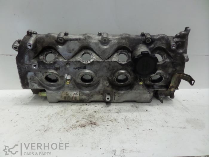 Usagé Couvercle soupapes Toyota Avensis Verso (M20) 2.0 D-4D 16V Prix sur demande proposé par Verhoef Cars & Parts