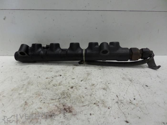 Usagé Système d'injection Toyota Avensis Verso (M20) 2.0 D-4D 16V Prix sur demande proposé par Verhoef Cars & Parts