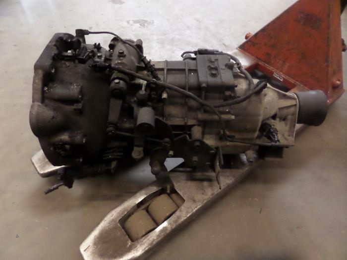 Gearbox Hyundai H 300 2.5 CRDi - D4CB GY70 - VERHOEF CARS & PARTS