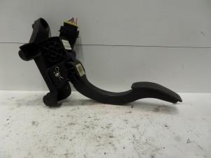 Used Throttle pedal position sensor Hyundai H-300 2.5 CRDi Price on request offered by Verhoef Cars & Parts