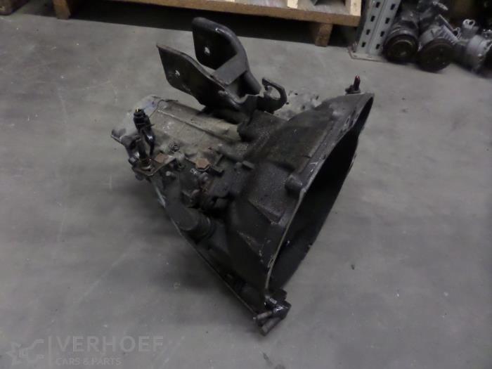 Usagé Boîte de vitesse Kia Joice 2.0 16V Prix sur demande proposé par Verhoef Cars & Parts