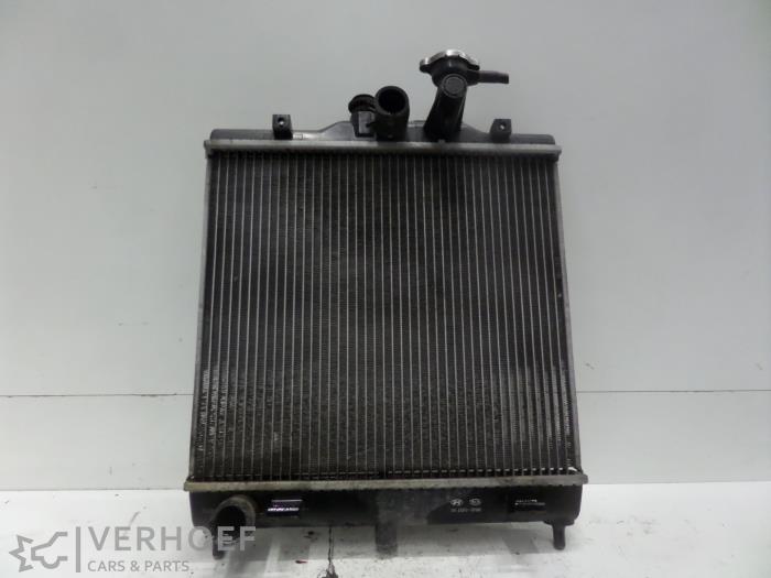 Usagé Radiateur Kia Picanto (BA) 1.0 12V Prix € 30,00 Règlement à la marge proposé par Verhoef Cars & Parts