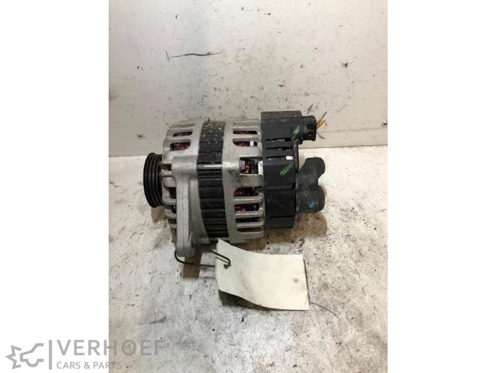 Usagé Dynamo Hyundai i10 (F5) 1.2i 16V Prix € 40,00 Règlement à la marge proposé par Verhoef Cars & Parts