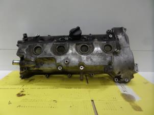 Used Rocker cover Toyota Corolla Verso (R10/11) 2.2 D-4D 16V Price on request offered by Verhoef Cars & Parts