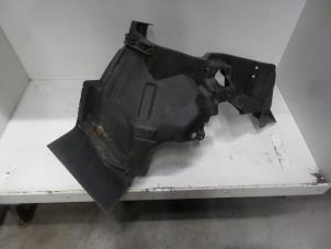 Used Front wing, left Mitsubishi Canter 3.0 Di-D 16V Price on request offered by Verhoef Cars & Parts