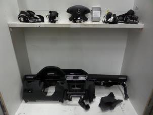 Usagé Kit + module airbag Mercedes E Estate (S212) E-350 CDI V6 24V BlueEfficiency 4-Matic Prix € 750,00 Règlement à la marge proposé par Verhoef Cars & Parts