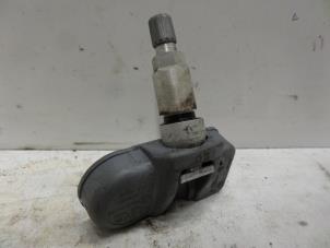 Used Tyre pressure sensor Mercedes E Estate (S212) E-350 CDI V6 24V BlueEfficiency 4-Matic Price on request offered by Verhoef Cars & Parts