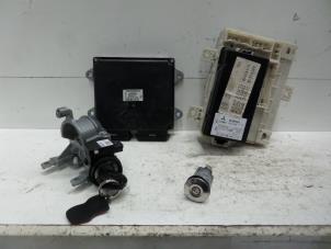 Used Set of cylinder locks (complete) Mitsubishi Colt (Z2/Z3) 1.3 16V Price € 150,00 Margin scheme offered by Verhoef Cars & Parts