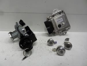 Used Set of cylinder locks (complete) Nissan Pixo (D31S) 1.0 12V Price on request offered by Verhoef Cars & Parts