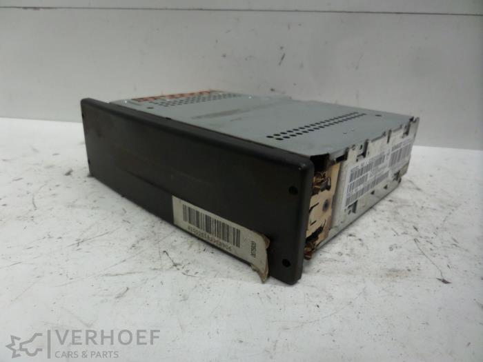 Usagé Module navigation Renault Espace (JK) 2.0 16V Turbo Prix € 50,00 Règlement à la marge proposé par Verhoef Cars & Parts