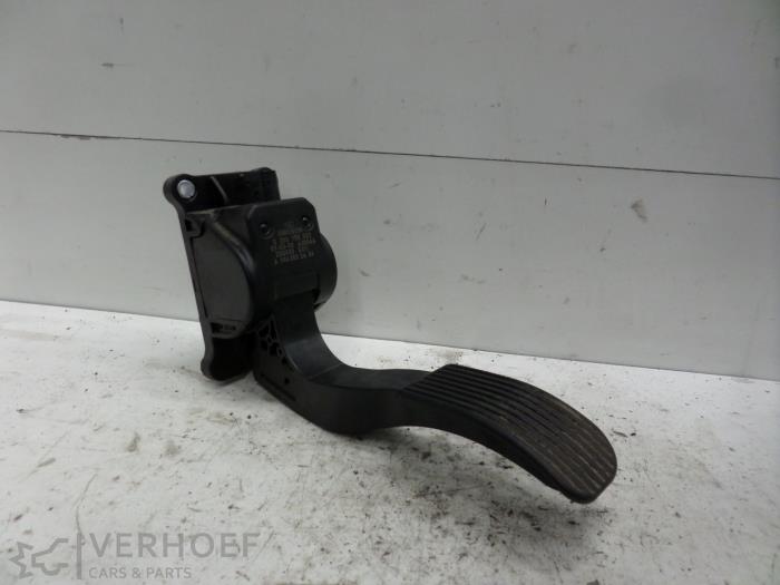 Begagnade Gaspedalsensor Mercedes Vito (639.6) 2.2 111 CDI 16V Pris € 90,75 Inklusive moms erbjuds av Verhoef Cars & Parts