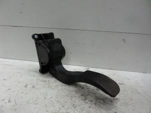 Used Throttle pedal position sensor Mercedes Vito (639.6) 2.2 111 CDI 16V Price € 75,00 Margin scheme offered by Verhoef Cars & Parts