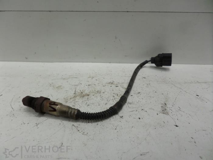 Usagé Sonde lambda Kia Rio II (DE) 1.4 16V Prix € 20,00 Règlement à la marge proposé par Verhoef Cars & Parts