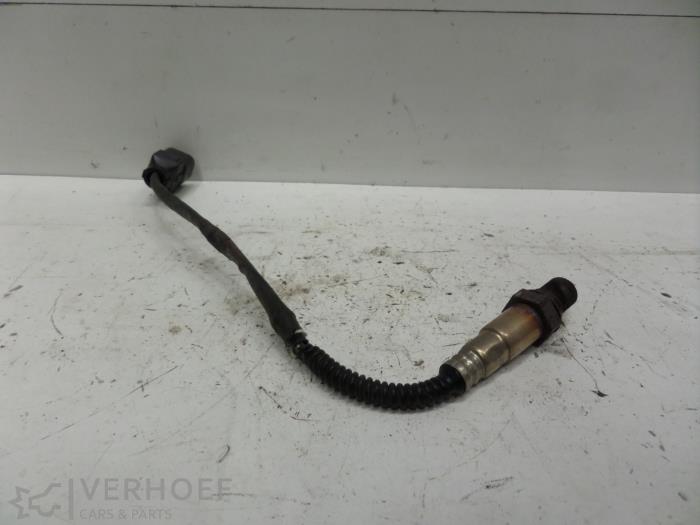 Usagé Sonde lambda Kia Rio II (DE) 1.4 16V Prix € 20,00 Règlement à la marge proposé par Verhoef Cars & Parts