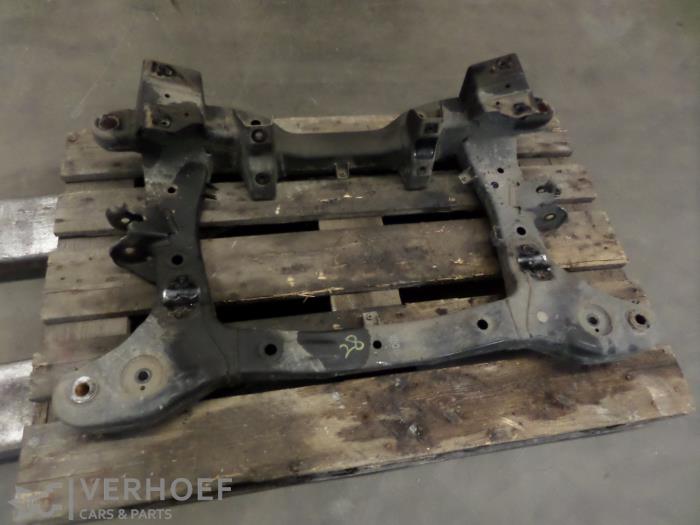 Used Subframe Hyundai H-300 2.5 CRDi Price € 100,00 Margin scheme offered by Verhoef Cars & Parts