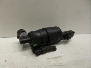 Used Windscreen washer pump Citroen C1 1.0 12V Price € 15,00 Margin scheme offered by Verhoef Cars & Parts