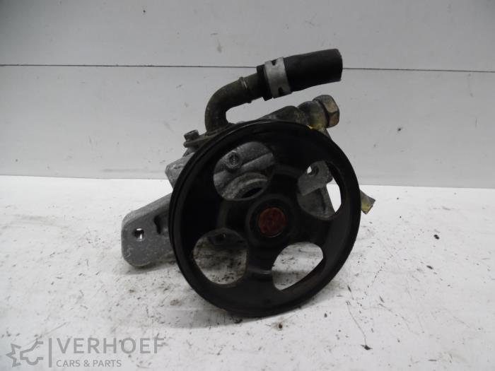 Begagnade Servostyrningspump Honda Logo (GA33) 1.3 Pris på förfrågan erbjuds av Verhoef Cars & Parts