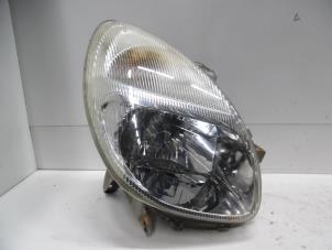 Used Headlight, right Daihatsu Sirion/Storia (M1) 1.0 12V Price € 35,00 Margin scheme offered by Verhoef Cars & Parts