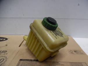 Used Power steering fluid reservoir Audi Q7 (4LB) 6.0 TDI V12 48V Price on request offered by Verhoef Cars & Parts
