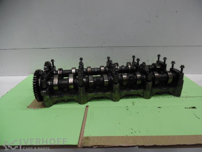 Usagé Kit arbre à cames Mercedes Sprinter 3,5t (906.63) 515 CDI 16V Prix sur demande proposé par Verhoef Cars & Parts