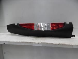 Used Taillight, left Fiat Doblo Cargo (223) 1.9 D Price on request offered by Verhoef Cars & Parts