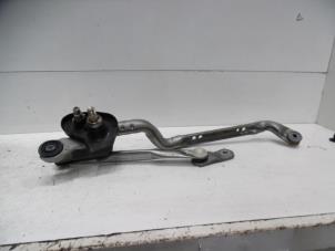 Used Wiper mechanism Toyota Verso S 1.33 16V Dual VVT-I Price on request offered by Verhoef Cars & Parts