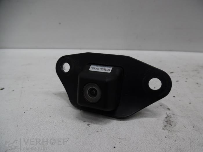 Begagnade Backkamera Toyota Verso S 1.33 16V Dual VVT-I Pris på förfrågan erbjuds av Verhoef Cars & Parts