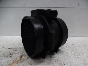Gebrauchte Luftmengenmesser Hyundai XG 2.5 V6 24V Preis € 100,00 Margenregelung angeboten von Verhoef Cars & Parts