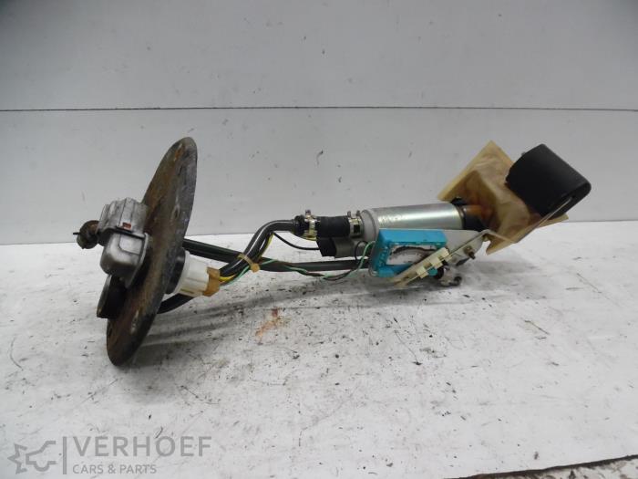 Gebrauchte Benzinpumpe Hyundai XG 2.5 V6 24V Preis auf Anfrage angeboten von Verhoef Cars & Parts