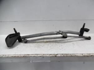 Used Wiper mechanism Opel Astra H (L48) 1.6 16V Twinport Price € 40,00 Margin scheme offered by Verhoef Cars & Parts