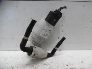 Usados Bomba de limpiaparabrisas delante Mini Mini Precio de solicitud ofrecido por Verhoef Cars & Parts