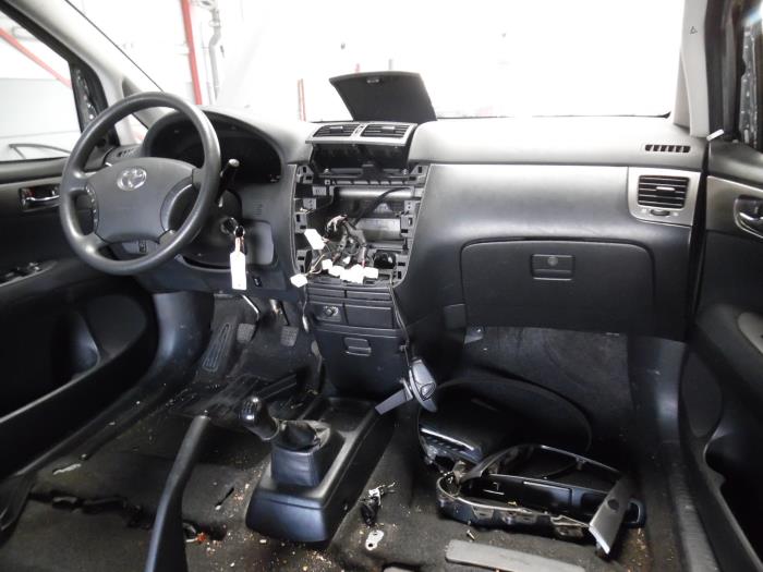 Airbag Set+Modul van een Toyota Avensis Verso (M20) 2.0 D-4D 16V 2005