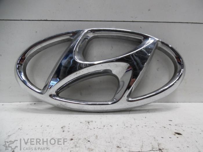 Używane Emblemat Hyundai H-300 2.5 CRDi Cena na żądanie oferowane przez Verhoef Cars & Parts