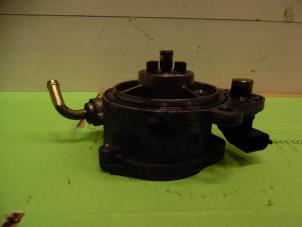 Used Vacuum pump (diesel) Toyota Yaris Verso (P2) 1.4 D-4D Price on request offered by Verhoef Cars & Parts