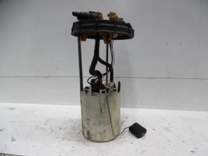 Usados Bomba de gasolina Mercedes Sprinter 3,5t (906.63) 313 CDI 16V Precio de solicitud ofrecido por Verhoef Cars & Parts