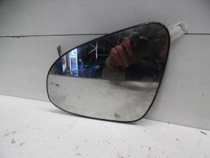 Used Mirror glass, left Toyota Auris Touring Sports (E18) 1.8 16V Hybrid Price on request offered by Verhoef Cars & Parts