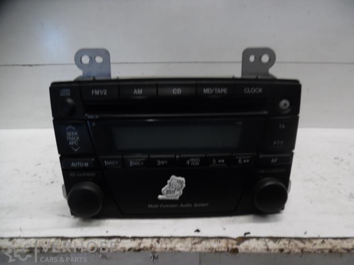Używane Radioodtwarzacz CD Mazda MPV (LW19/69) 2.0 CiTD 16V Cena € 75,00 Procedura marży oferowane przez Verhoef Cars & Parts