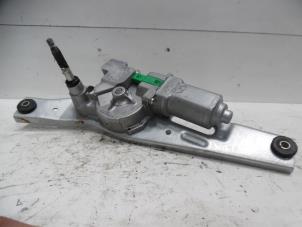 Used Rear wiper motor Nissan Note (E11) 1.5 dCi 86 Price € 30,00 Margin scheme offered by Verhoef Cars & Parts