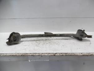 Used Wiper mechanism Toyota Corolla Verso (R10/11) 2.0 D-4D 16V Price € 40,00 Margin scheme offered by Verhoef Cars & Parts