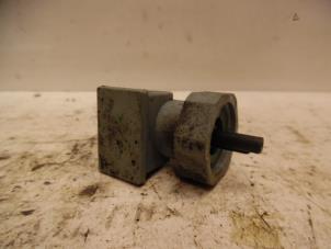Used Speed sensor Hyundai i10 (F5) 1.1i 12V Price on request offered by Verhoef Cars & Parts