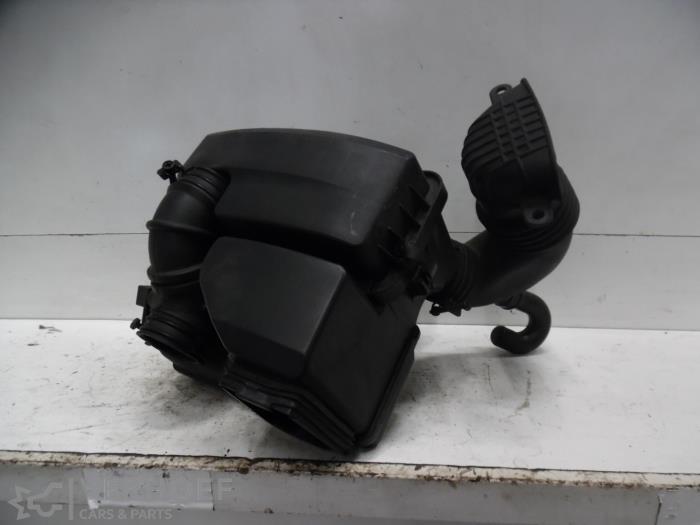 Gebrauchte Luftfiltergehäuse Kia Picanto (BA) 1.0 12V Preis € 45,00 Margenregelung angeboten von Verhoef Cars & Parts