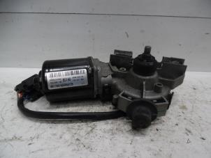 Used Rear wiper motor Chevrolet Orlando (YYM/YYW) 1.8 16V VVT Price on request offered by Verhoef Cars & Parts