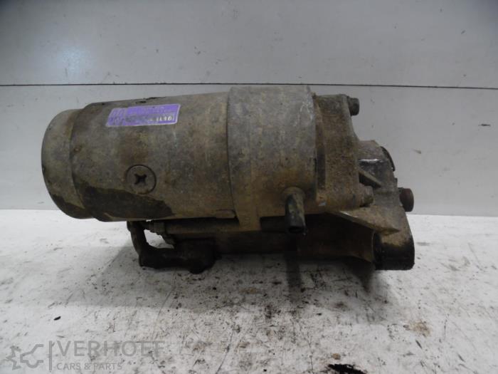 Used Starter Toyota Land Cruiser (J7) 2.4 TD Price on request offered by Verhoef Cars & Parts