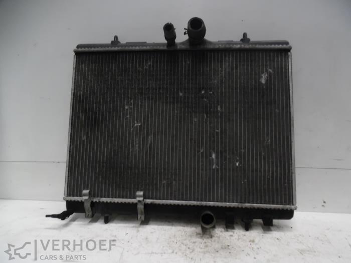 Used Radiator Peugeot 307 SW (3H) 2.0 HDi 110 FAP Price on request offered by Verhoef Cars & Parts