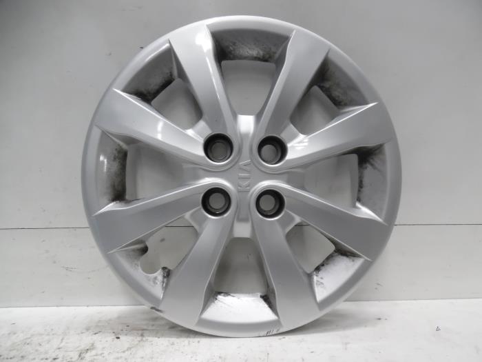 Wheel cover (spare) from a Kia Rio III (UB) 1.2 CVVT 16V 2014