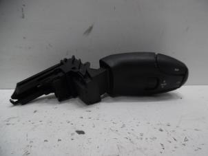 Used Steering wheel mounted radio control Fiat Scudo (270) 1.6 D Multijet DPF Price € 40,00 Margin scheme offered by Verhoef Cars & Parts