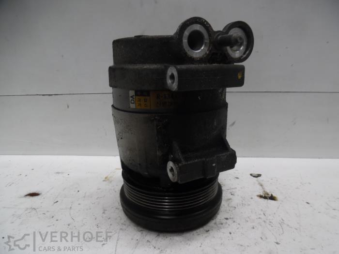 Usagé Compresseur de clim Chevrolet Nubira Wagon (J100) 1.6 16V Prix € 50,00 Règlement à la marge proposé par Verhoef Cars & Parts