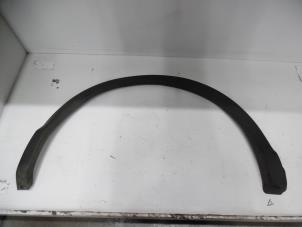 Used Flared wheel arch Nissan Qashqai (J11) 1.2 DIG-T 16V Price € 25,00 Margin scheme offered by Verhoef Cars & Parts
